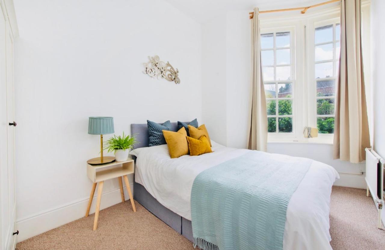 Spacious & Charming Garden Flat -Zone 2- Great For Central London Access Exterior foto